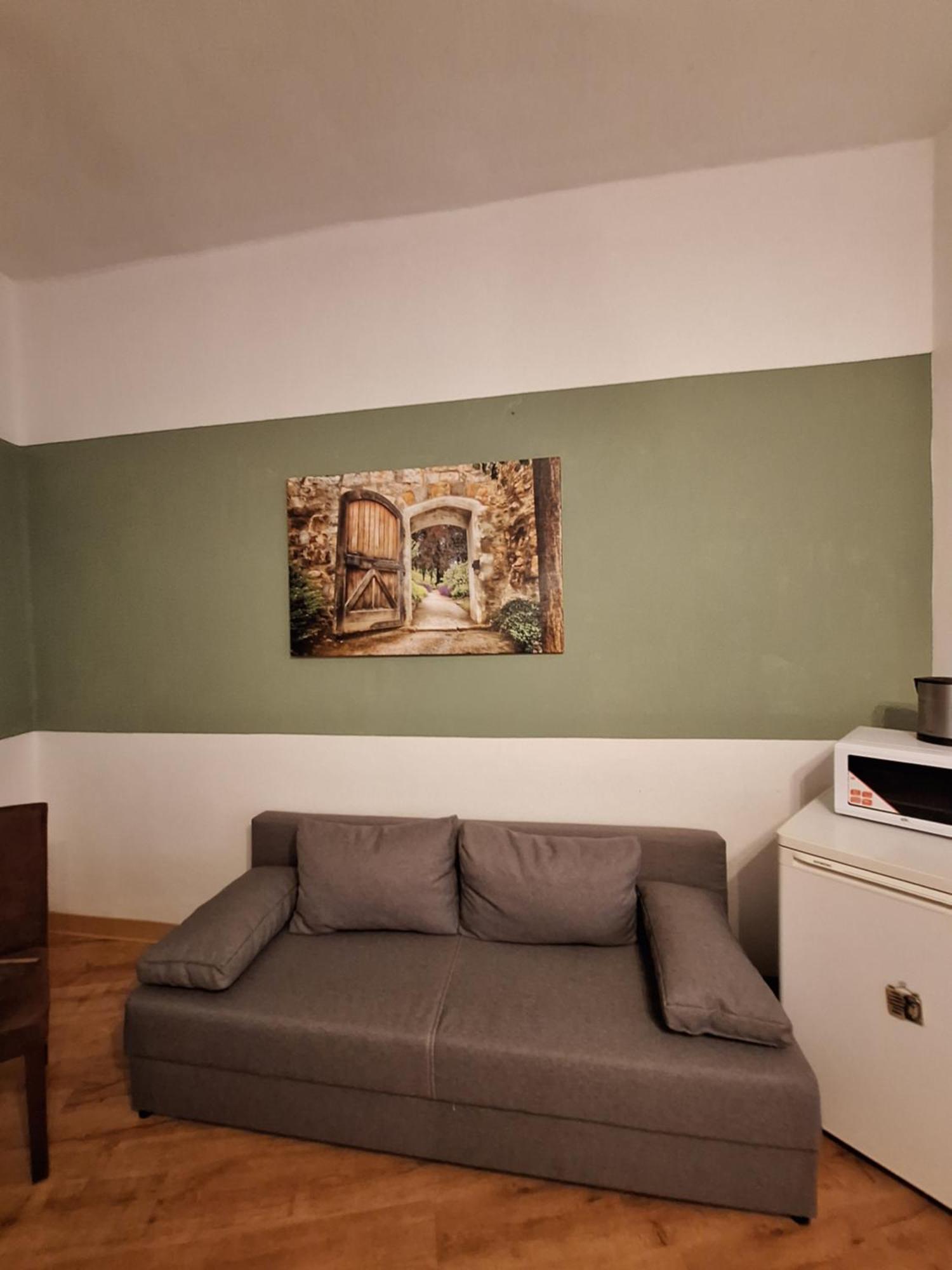 Gaststaette Und Pension Zur Schiene Merseburg Room photo